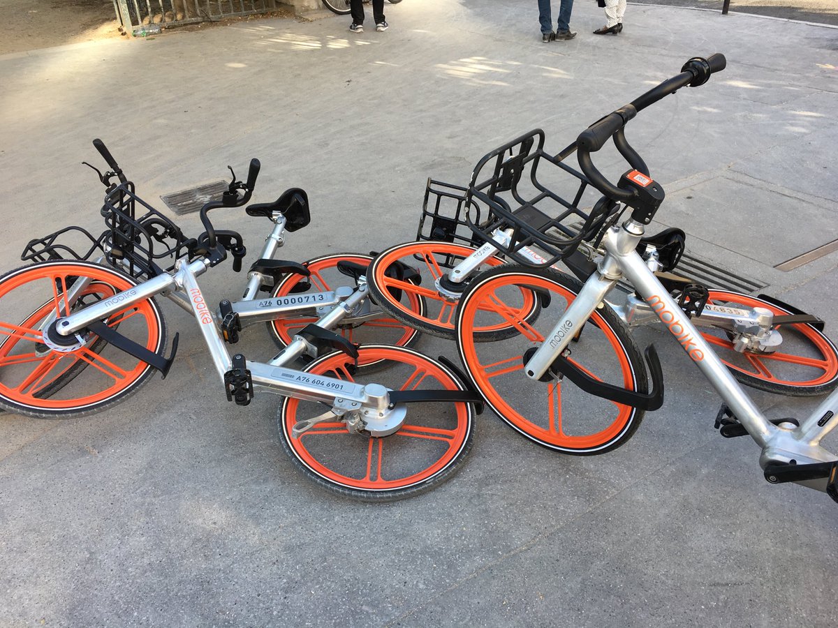 Revue de clairvoyance DgyyvlgWsAcOuL6