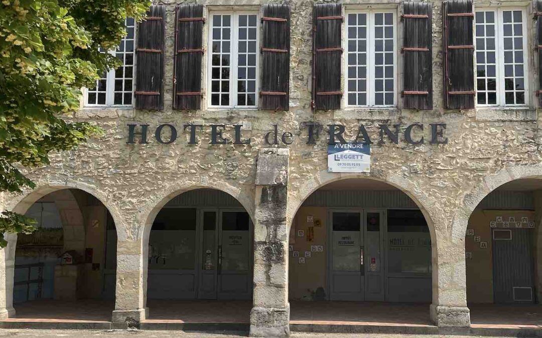 Se loger en voyage à vélo en France – L&rsquo;hôtellerie rurale n’est plus